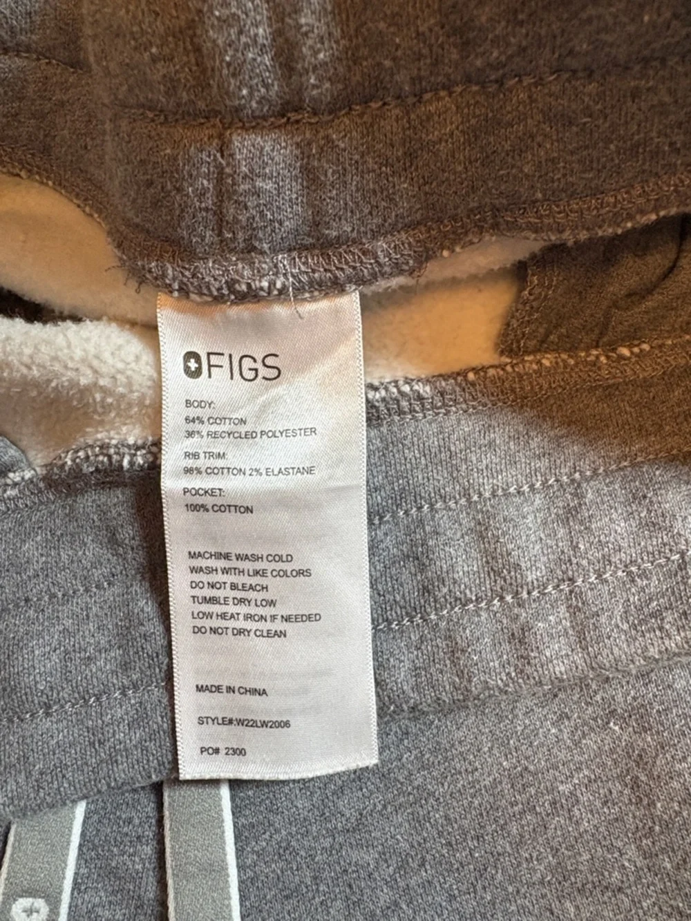FIGS Men's Grey Athletic Sweatpants Size Small - Picture 4 of 6